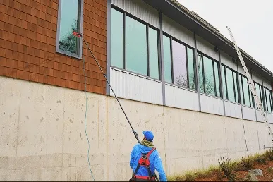 Professional exterior window cleaning for commercial building windows