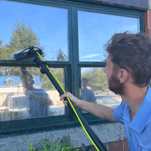window-cleaning-johnny-tsunami window-cleaning-johnny-tsunami